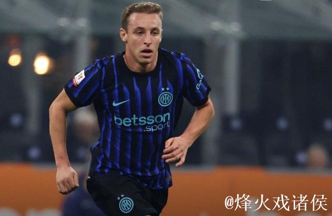 米体:尤文对凯夫伦估价4000万欧,国米对弗拉泰西估价3000万 米体:尤文对凯夫伦估价4000万欧,国米对弗拉泰西估价3000万