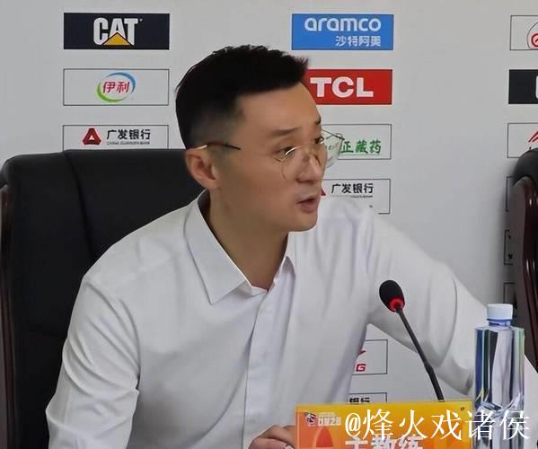 只给打2分钟,央视解说也不满,刘炜为何不待见阿不都?和1人有关 只给打2分钟,央视解说也不满,刘炜为何不待见阿不都?和1人有关