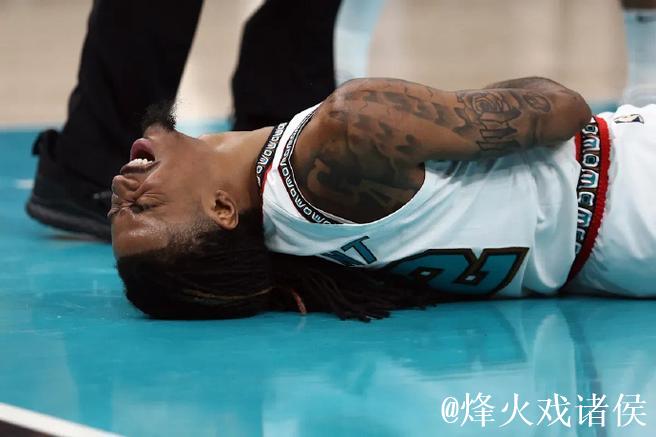 又伤了?灰熊主帅:莫兰特扭伤了脚踝,将接受重新评估 又伤了?灰熊主帅:莫兰特扭伤了脚踝,将接受重新评估