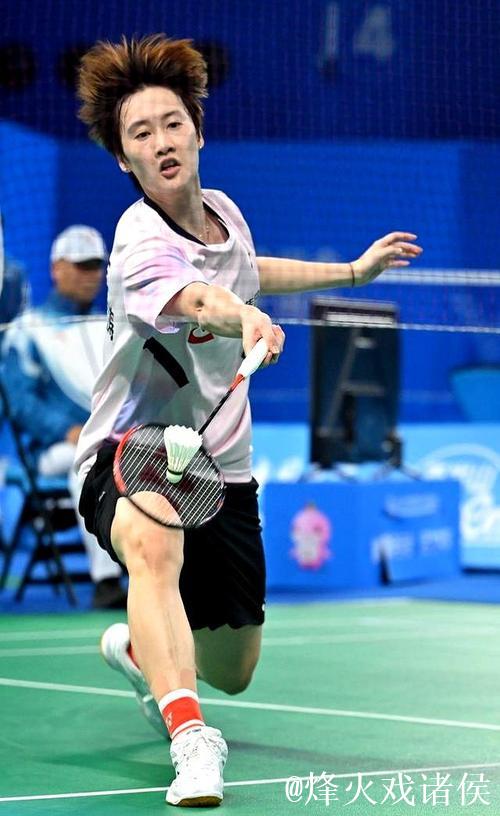 全运会羽毛球女团小组赛：浙江队战胜湖北队